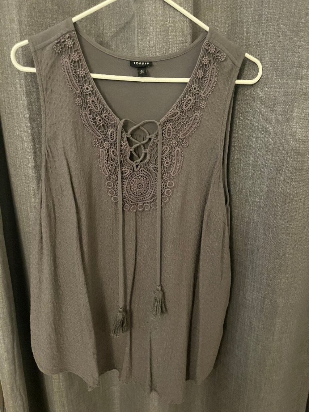 Torrid Size 2 Gray Lace-Up Tassel Sleeveless Boho Tank Top